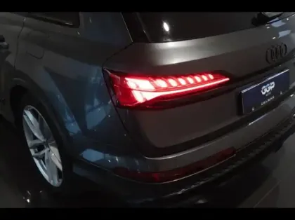 Photo 5 Audi Q7  60 TFSI e 490ch Compétition quattro Tiptronic 8 5 places