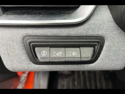 Photo 12 Renault Clio  1.0 TCe 90ch Evolution - 24