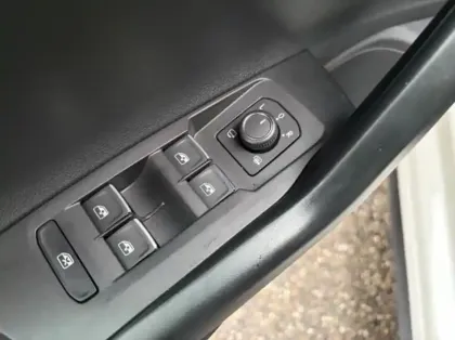 Photo 2 Volkswagen Polo  1.0 TSI 116ch R-Line Edition DSG7