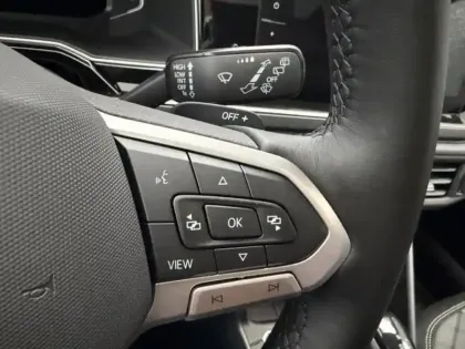 Photo 6 Volkswagen Polo  1.0 TSI 116ch R-Line Edition DSG7