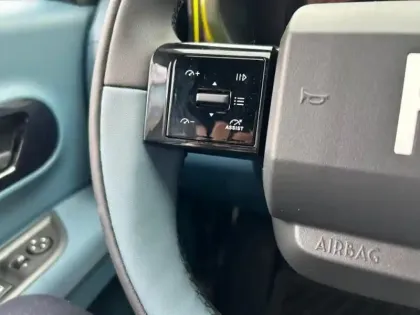 Photo 11 Fiat Grande Panda  1.2 Hybrid Turbo 110ch La Prima eDCT6