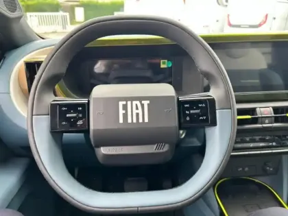 Photo 10 Fiat Grande Panda  1.2 Hybrid Turbo 110ch La Prima eDCT6