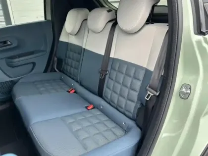 Photo 3 Fiat Grande Panda  1.2 Hybrid Turbo 110ch La Prima eDCT6