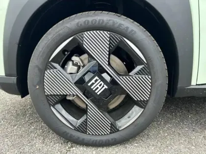 Photo 4 Fiat Grande Panda  1.2 Hybrid Turbo 110ch La Prima eDCT6