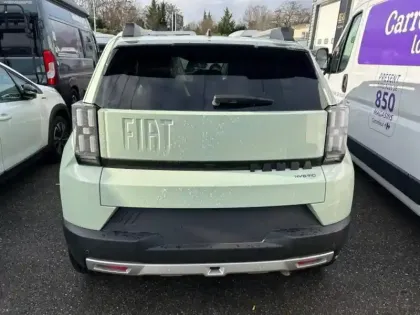 Photo 6 Fiat Grande Panda  1.2 Hybrid Turbo 110ch La Prima eDCT6