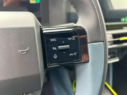 Photo 12 Fiat Grande Panda  1.2 Hybrid Turbo 110ch La Prima eDCT6