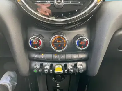 Photo 8 Mini Mini  Cooper SE 184ch Edition Premium Plus BVA 5CV