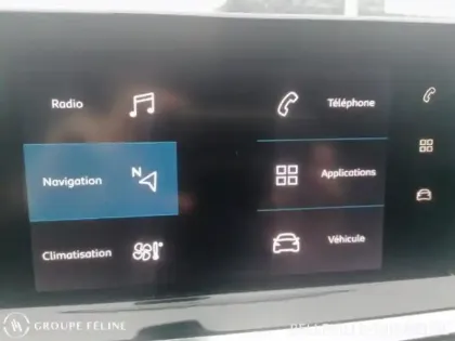 Photo 13 Peugeot 208  e- 136ch Style