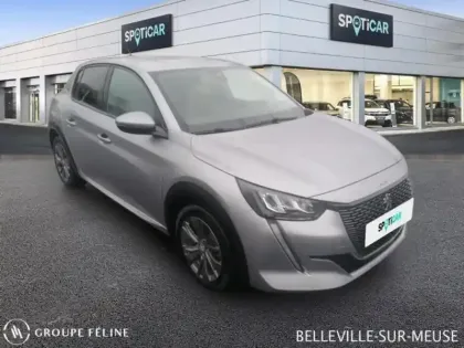 Photo 2 Peugeot 208  e- 136ch Style