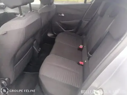 Photo 9 Peugeot 208  e- 136ch Style