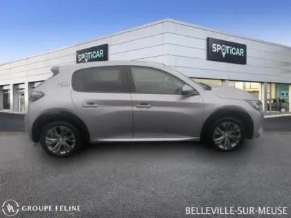 Photo 3 Peugeot 208  e- 136ch Style