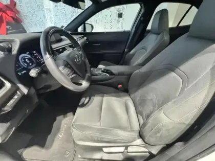 Photo 9 Lexus UX  250h 2WD Premium Edition MY21