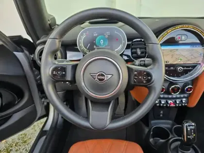 Photo 12 Mini Mini cabrio Cabrio Cooper 136ch Edition Premium Plus BVA7