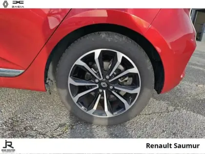 Photo 7 Renault Clio  1.6 E-Tech 145ch full hybrid Techno - 24