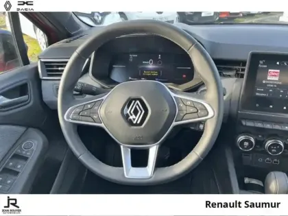 Photo 13 Renault Clio  1.6 E-Tech 145ch full hybrid Techno - 24