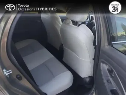 Photo 6 Toyota Yaris  116h Iconic 5p MY22