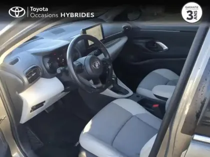 Photo 10 Toyota Yaris  116h Iconic 5p MY22