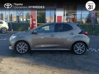 Photo 2 Toyota Yaris  116h Iconic 5p MY22