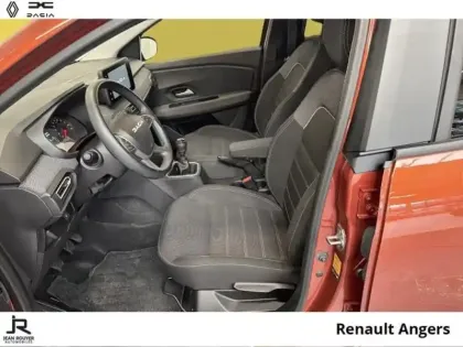 Photo 2 Dacia Jogger  1.0 TCe 110ch Expression 7 places