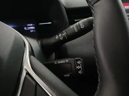 Photo 9 Renault Clio  1.0 TCe 90ch Evolution - 24