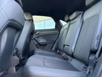 Photo 11 Audi Q3  Sportback 45 TFSI e 245ch S line S tronic 6