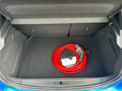 Photo 7 Peugeot 208  e- 136ch Style