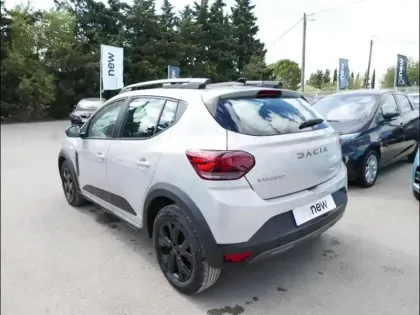 Photo 3 Dacia Sandero  1.0 ECO-G 100ch Stepway Extreme
