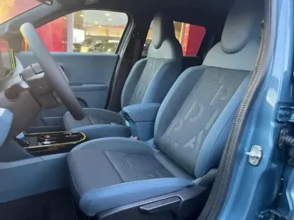 Photo 8 Fiat Grande Panda  1.2 Hybrid Turbo 110ch Icône eDCT6