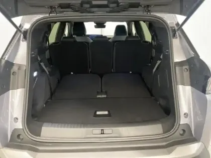 Photo 9 Peugeot 5008  Electrique 210ch Batterie 73 kWh Allure
