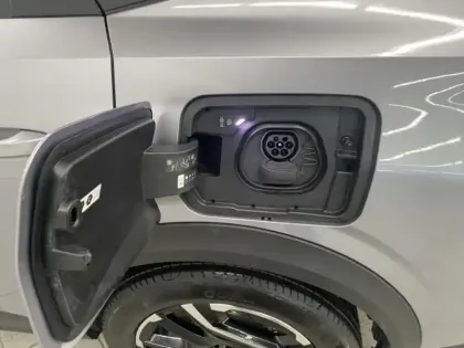 Photo 11 Peugeot 5008  Electrique 210ch Batterie 73 kWh Allure