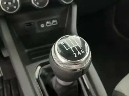 Photo 10 Renault Clio  1.0 TCe 90ch Evolution - 24