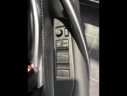 Photo 13 Toyota Corolla  Touring Spt 1.8 140ch Design MY23