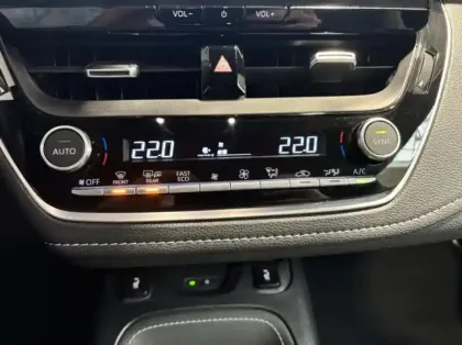 Photo 11 Toyota Corolla  Touring Spt 1.8 140ch Design MY23