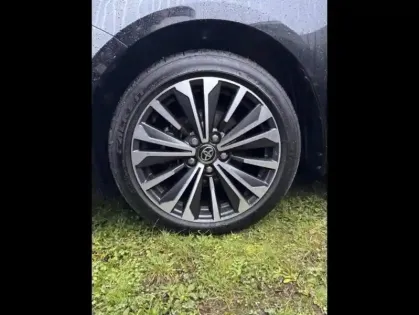 Photo 3 Toyota Corolla  Touring Spt 1.8 140ch Design MY23