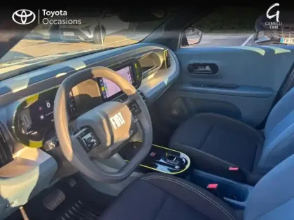 Photo 7 Fiat Grande Panda  1.2 Hybrid Turbo 110ch Icône eDCT6