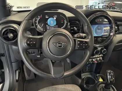 Photo 5 Mini Mini  Cooper 136ch Edition Premium Plus BVA7