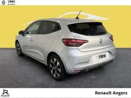 Photo 10 Renault Clio  1.5 Blue dCi 100ch Evolution