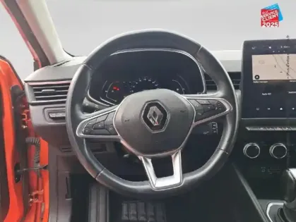 Photo 11 Renault Clio  1.3 TCe 130ch FAP Intens EDC