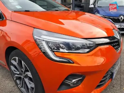 Photo 12 Renault Clio  1.3 TCe 130ch FAP Intens EDC