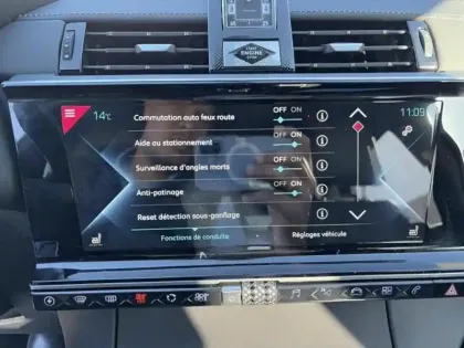 Photo 12 DS DS 7  Crossback E-TENSE 4x4 300ch Rivoli