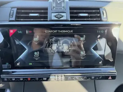 Photo 13 DS DS 7  Crossback E-TENSE 4x4 300ch Rivoli