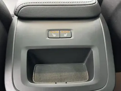 Photo 11 Volvo Xc60  T6 Hybride Rechargeable 253 + 145ch Utra Style Chrome Geartronic 8 AWD