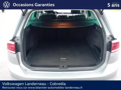 Photo 6 Volkswagen Passat  SW 2.0 TDI EVO 150ch Business DSG7 8cv