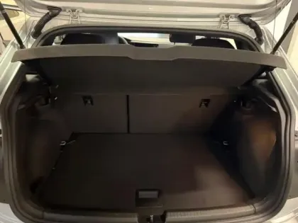 Photo 13 Volkswagen Polo  1.0 TSI 116ch R-Line DSG7