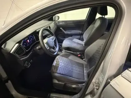 Photo 4 Volkswagen Polo  1.0 TSI 116ch R-Line DSG7