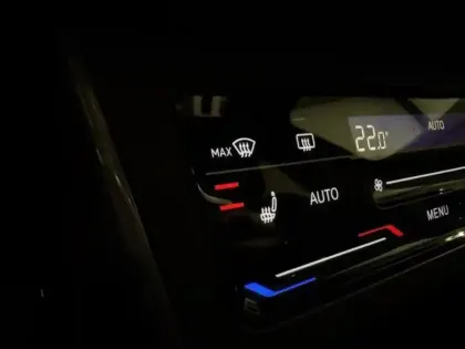 Photo 10 Volkswagen Polo  1.0 TSI 116ch R-Line DSG7