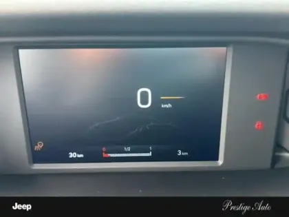 Photo 11 Jeep Avenger  1.2 Turbo T3 100ch Longitude