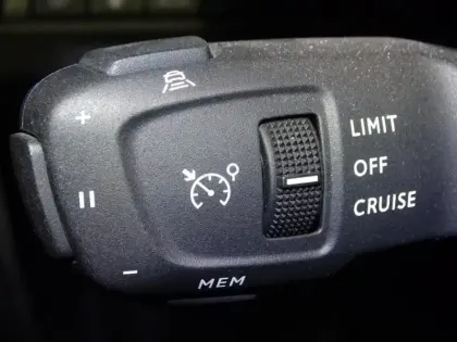 Photo 14 Peugeot 3008  1.2 PureTech 130ch S&S Allure Pack EAT8