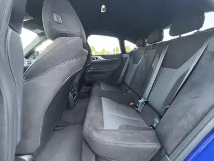 Photo 4 BMW I4  eDrive40 340ch M Sport