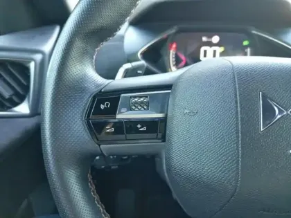 Photo 13 DS DS 3  Crossback PureTech 130ch Performance Line + Automatique 7cv